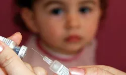 Kızamık salgını kontrolden çıkıyor: 712 çocuk öldü