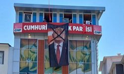 CHP il binasında gerginlik: Kılıçdaroğlu pankartına “hain” yazısı