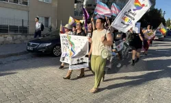 Kuşadası’nda LGBTİ+ eylemine gözaltı!