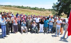 Manisa'da köylülerden 'mezarlık' eylemi!