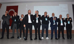 Altay'da kongre rafa kalktı... Kanlı ile yola devam!