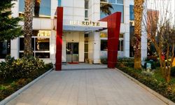 Seferihisar Belediyesi'ne operasyon!