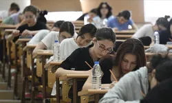 Üniversite sınavında ikinci gün heyecanı!