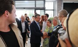 Özgür Özel, İzmir'de!