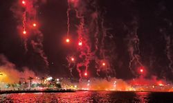 Güzelyalı alev alev... Göztepe 101 yaşında!