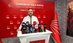Başkan Gümrükçü’den "alternatif il binası" açılışına gönderme: Güç’e koltuk bulmaya çalışıyorlar