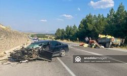 Traktörle otomobil çarpıştı: 4 kişi yaralandı!