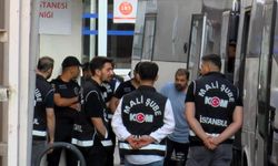 İzmit Belediyesi operasyonunda şüpheliler sağlık kontrolünde