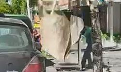 7. Kattaki halı, başına düştü!