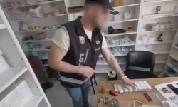 Kaçakçılık operasyonunda binlerce cep telefonu ele geçirildi: 9 gözaltı!