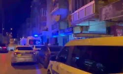 Evde tabanca ile vurulmuş halde ölü bulundu