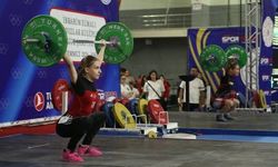 Yıldızlar Kulüpler Türkiye Halter Şampiyonası başladı!