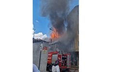 Yangında 3 ev kullanılamaz hale geldi; şüpheli gözaltında