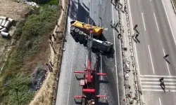 Hafriyat kamyonu takla attı; şoför ağır yaralı!