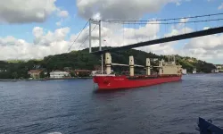 İstanbul Boğazı'nda gemi arızası: trafik çift yönlü askıya alındı