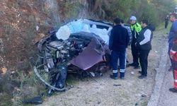 Bodrum'da iki otomobilin çarpıştığı kazada 2 yaralı!