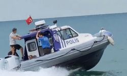 Boğulma ihbarına giden ekipler denizde yüzen kişiyle karşılaştı