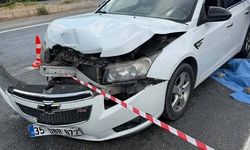 İki otomobilin çarpıştığı kazada 1 kişi öldü, 5 kişi yaralandı!
