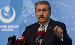 Mustafa Destici'den Deniz Göktaş'a: 'O dili koparırız'