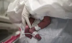 'Yenidoğan Çetesi' davasında mahkemeye sunulan 'üst kurul' raporu: 3 bebek kurtarılabilirdi