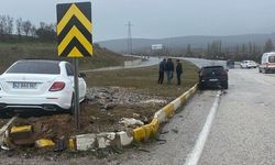 İki otomobilin çarpıştığı kazada 9 kişi yaralandı