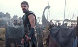 Matt Damon 'The Odyssey' filminde kadın dublör kullandığını açıkladı