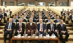 Kadir Özkaya 111. dönem kaymakam adaylarıyla bir araya geldi