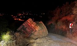 İzmir'de feci kaza: Sürücü can verdi!