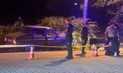 Muğla'da feci kaza: Çöp konteynerine çarpan otomobilin sürücüsü öldü!