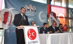 MHP Bayındır'da güven tazeledi: Mehmet Karakaya yeniden başkan seçildi