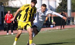 Aliağa FK'da Veli ve Mert yeni takımlarıyla imzaladı