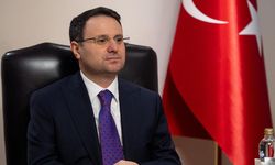 Bakan Gürlek'ten Türk Kızılay'a 150 bin liralık bağış