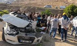 Otomobil şarampole devrildi: Ölüler ve yaralılar var