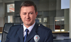 Tedavi gören polis memuru hayatını kaybetti