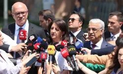 İmralı Heyeti'nin Öcalan'la görüşmesi sona erdi: 5 saat sürdü