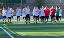 Gaziemir Spor sahaya indi