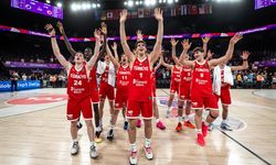 İzmir potada gençleriyle gururlu