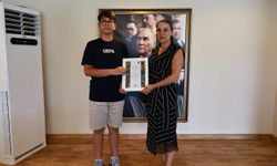 Selçuk, LGS birincisi Emirhan'ı onurlandırdı