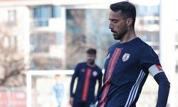 Yılmaz Özeren futbolu bıraktı