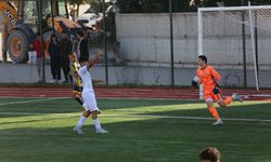 Menemen FK'da kaleci Alp profesyonel oldu