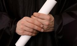 Meclis'e sunuldu: Sahte diploma düzenleyene hapis cezası geliyor