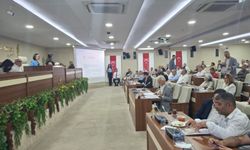 Karabağlar'da 20'ye 10 krizi… CHP grubunda aday çatlağı!