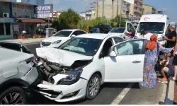 5 aracın karıştığı zincirleme kazada 6 kişi yaralandı!