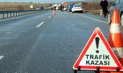VIP minibüsü ile kamyonetin çarpıştığı kazada 1 kişi yaralandı