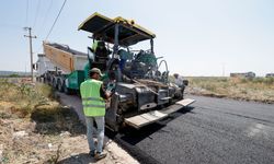 Bergama’da yollar yenileniyor... Ulaşım daha güvenli hale geliyor!