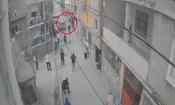 Aracını kavga eden kalabalığın üstüne sürdü: 4 kişi yaralandı!