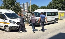 Üzerlerine çelik çatı düştü!