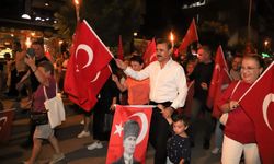 Dikili’de 30 Ağustos coşkusu meydanlara taştı