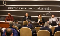 Başkan Uzun CHP’de kaldı... Narlıdere Meclisi'nde aritmetik netleşti!