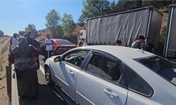 5 aracın karıştığı kazada 5 kişi yaralandı